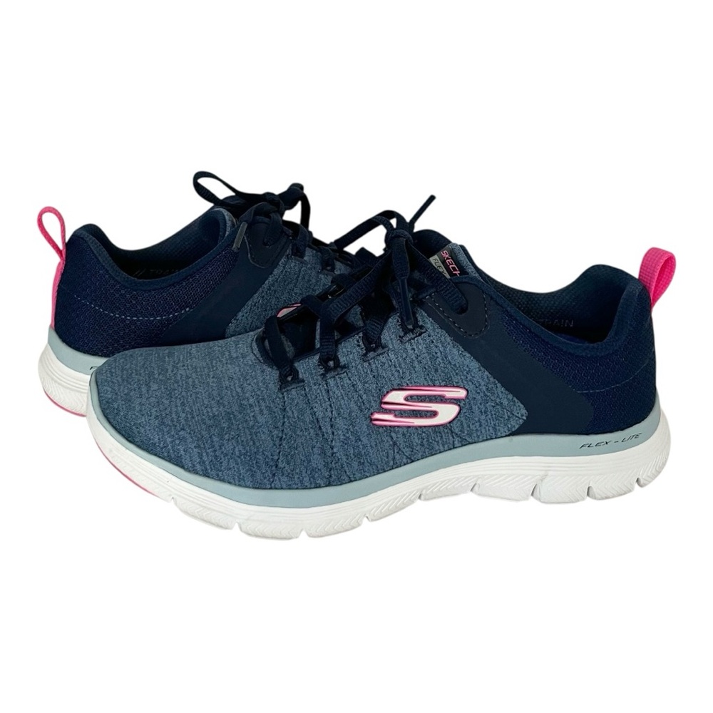 Skechers Flex Appeal 4.0 Sneaker size 6 WIDE 
HOST PICK